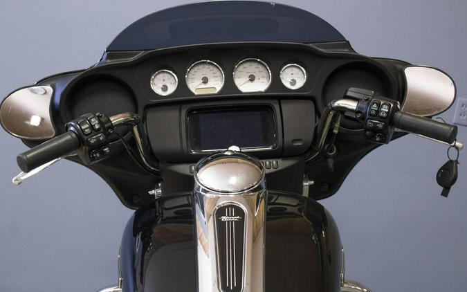 2021 Harley-Davidson® FLHX - Street Glide®