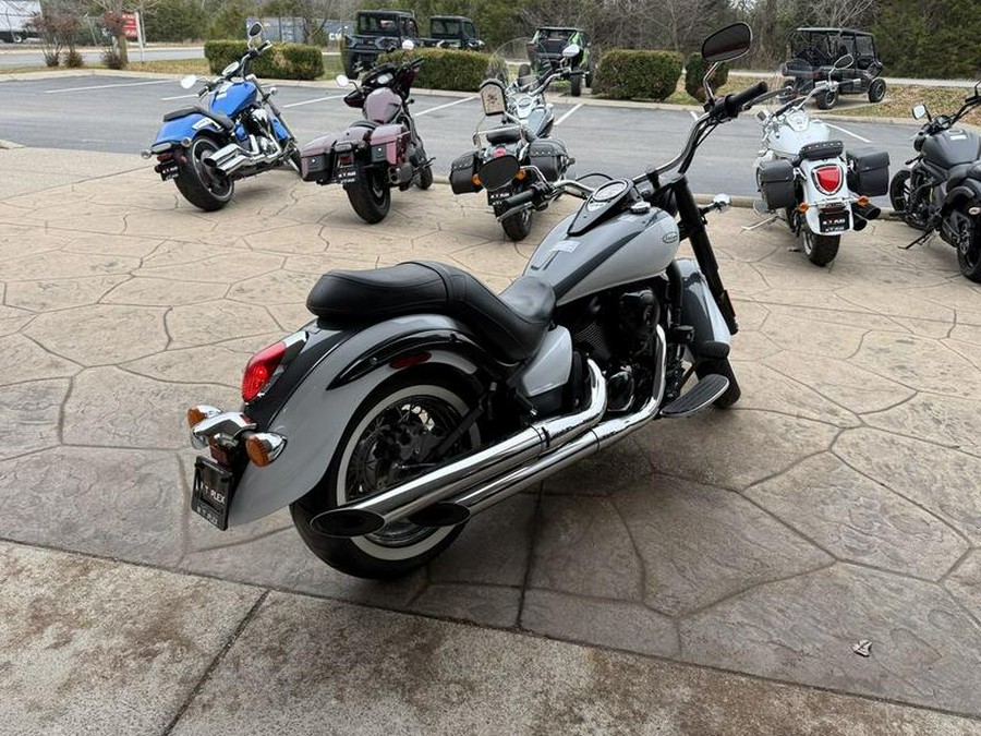 2021 Kawasaki Vulcan® 900 Classic