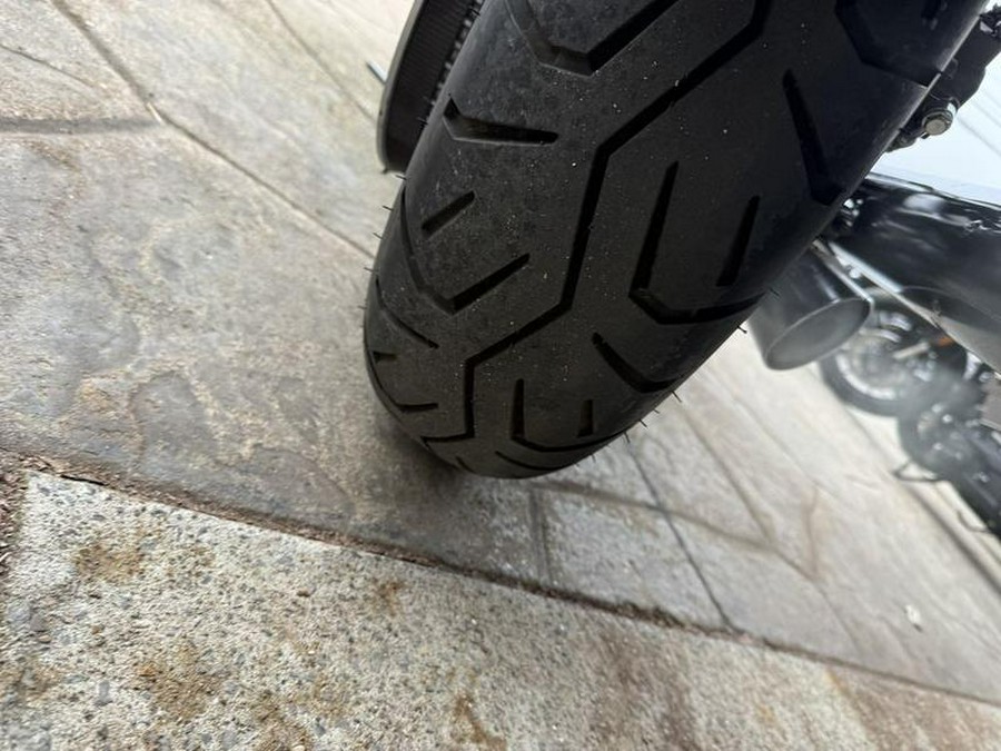 2021 Kawasaki Vulcan® 900 Classic