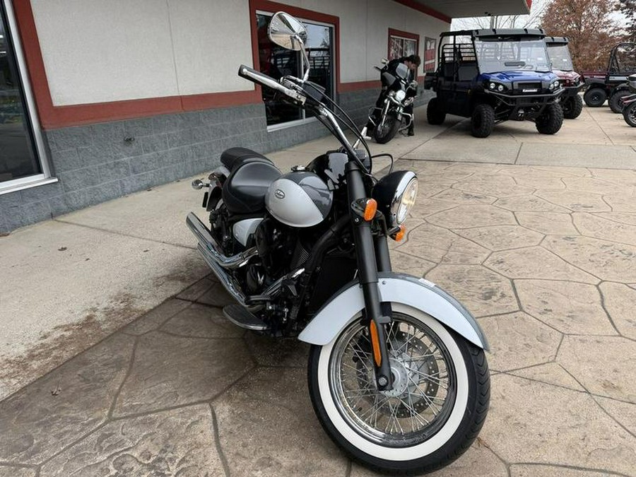 2021 Kawasaki Vulcan® 900 Classic