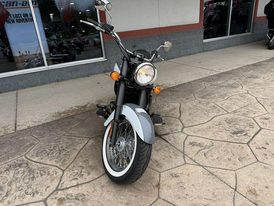 2021 Kawasaki Vulcan® 900 Classic