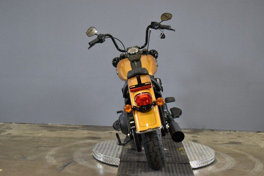 2024 Harley-Davidson Heritage Classic FLHCS