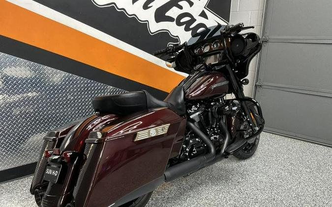 2018 Harley-Davidson® FLHXS - Street Glide® Special