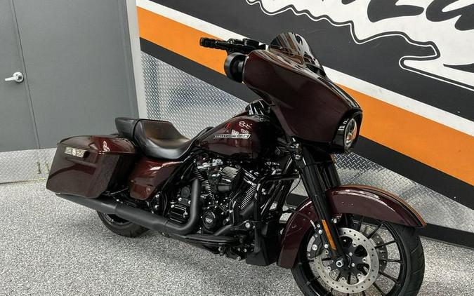 2018 Harley-Davidson® FLHXS - Street Glide® Special