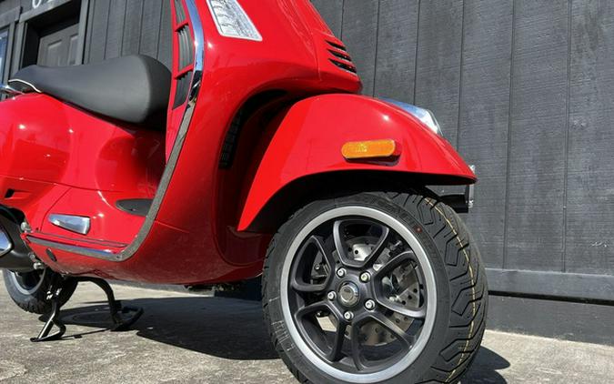 2024 Vespa GTS Super 300