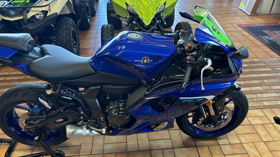 2025 Yamaha YZF R7
