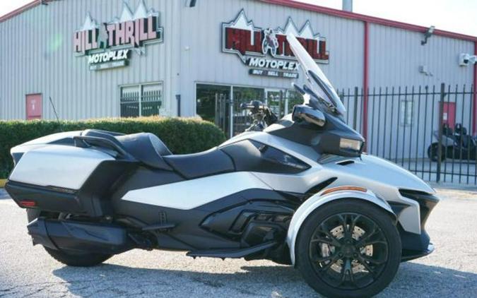2022 Can-Am® Spyder RT SE6