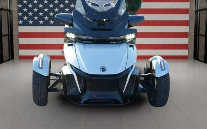 2022 Can-Am® Spyder RT SE6