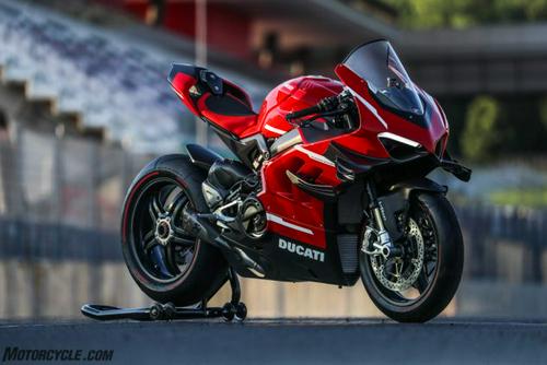 2020 Ducati Superleggera V4 Review First Ride