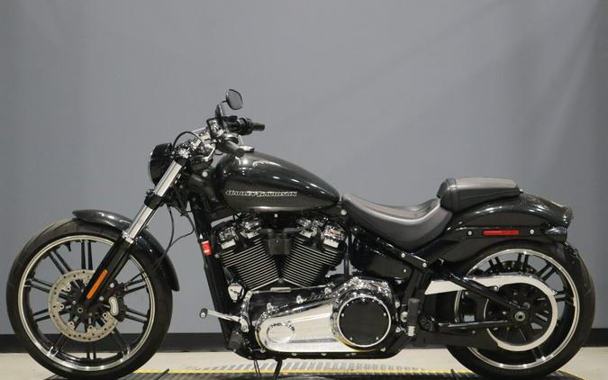 2018 Harley-Davidson Breakout