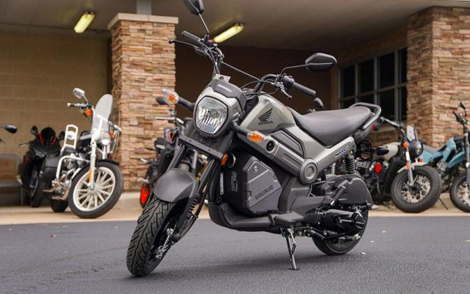 2025 Honda Navi Arctic Silver Metallic