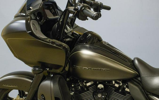 2021 Harley-Davidson® FLTRK - Road Glide® Limited