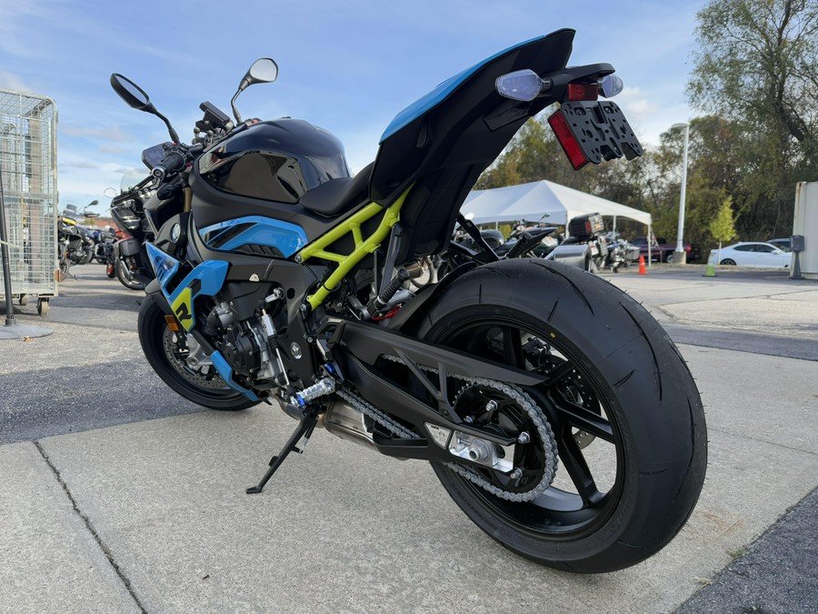 2026 BMW S 1000 R