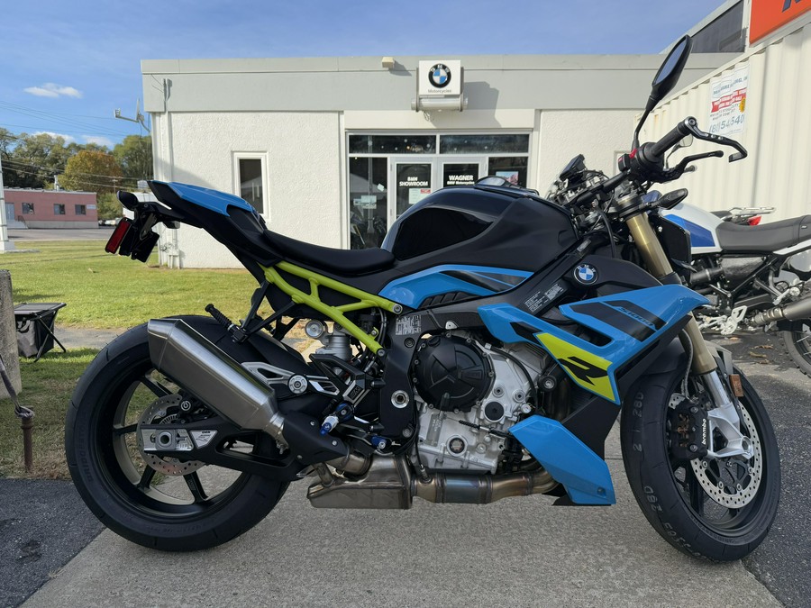 2026 BMW S 1000 R