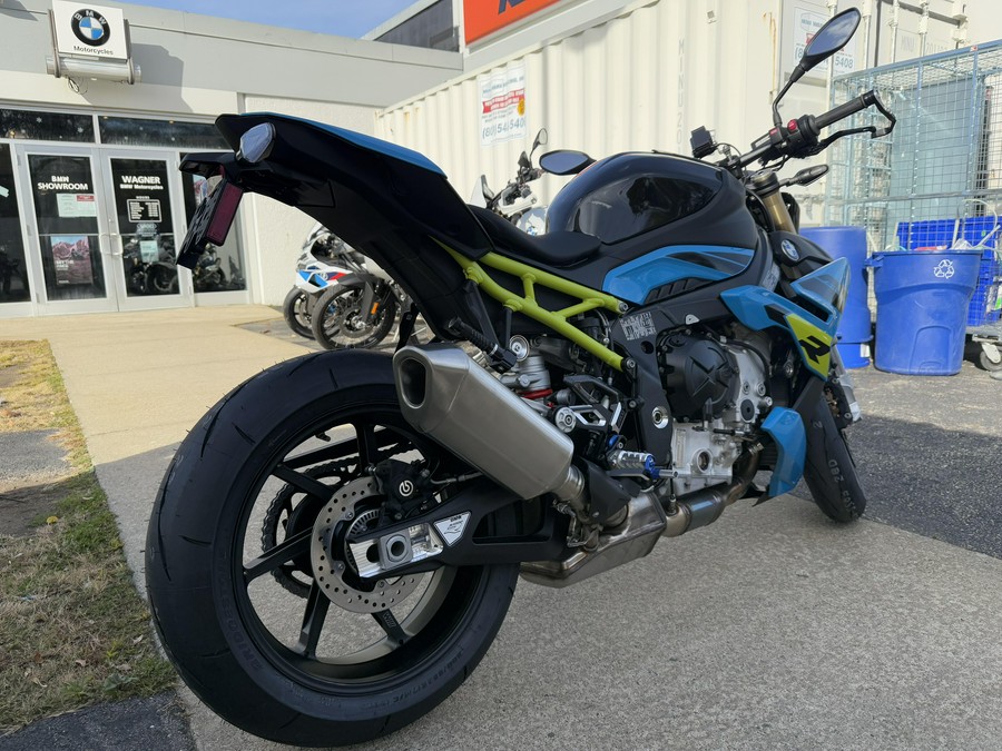 2026 BMW S 1000 R