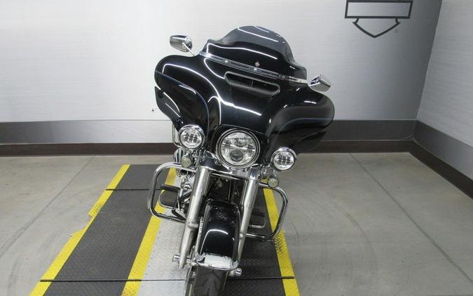 2014 Harley-Davidson® FLHTCU - Electra Glide® Ultra Classic®