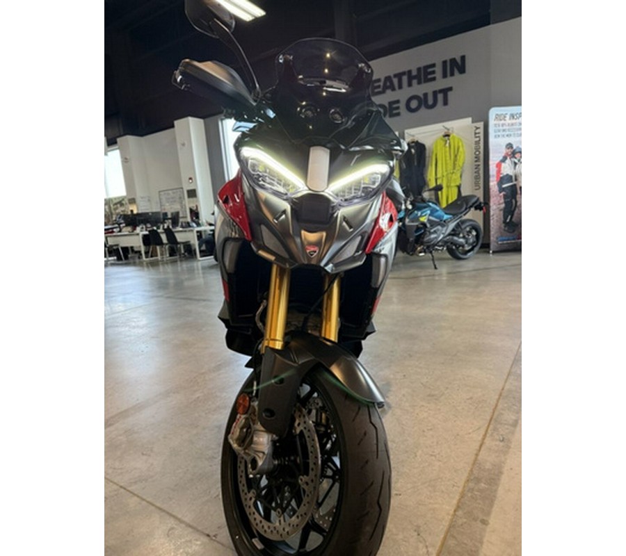 2026 Ducati Multistrada V4 Pikes Peak