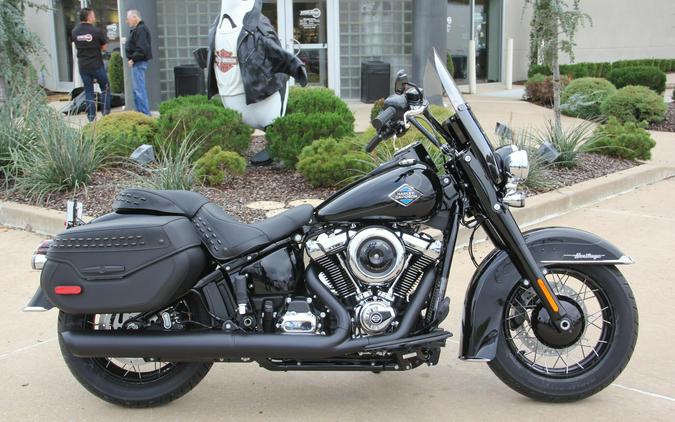 2026 Harley-Davidson FLHC Heritage Classic