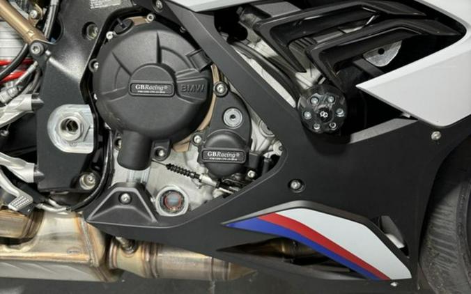 2022 BMW S 1000 RR Light White / Racing Blue / Racing Red