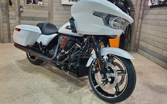 2024 Harley-Davidson® FLTRX - Road Glide®