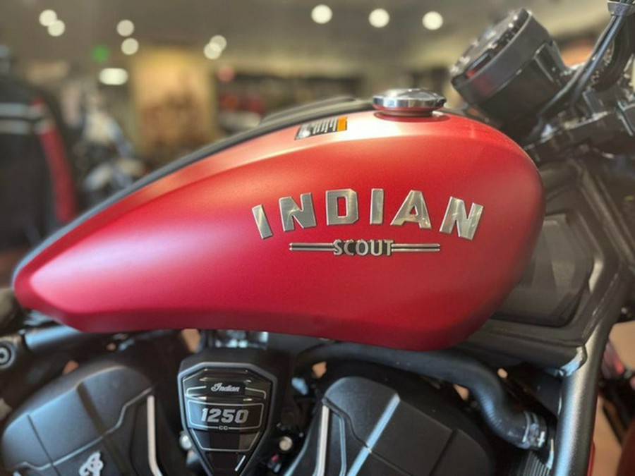 2025 Indian Scout Bobber Limited Sunset Red Smoke