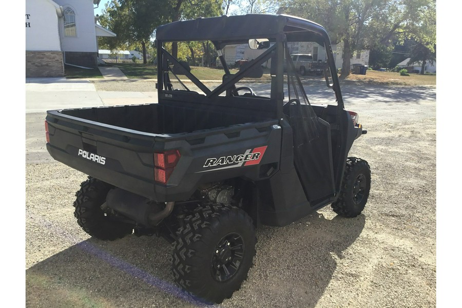 2020 Polaris Industries RANGER® 1000 Premium Sunset Red Metallic