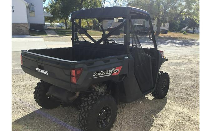 2020 Polaris Industries RANGER® 1000 Premium Sunset Red Metallic