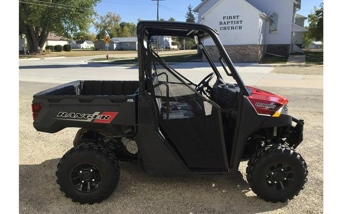 2020 Polaris Industries RANGER® 1000 Premium Sunset Red Metallic