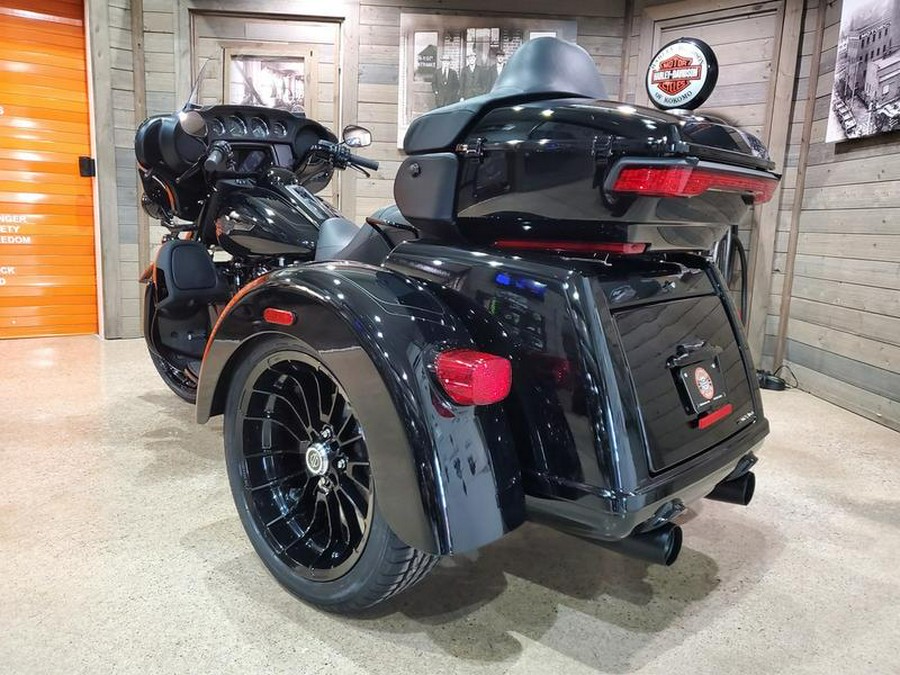 2025 Harley-Davidson® FLHTCUTG - Tri Glide® Ultra