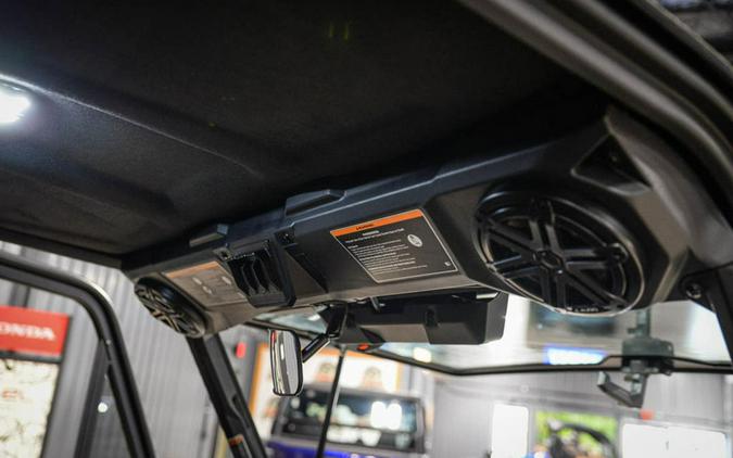 2026 Can-Am Defender Limited HD11