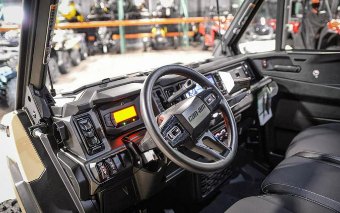 2026 Can-Am Defender Limited HD11