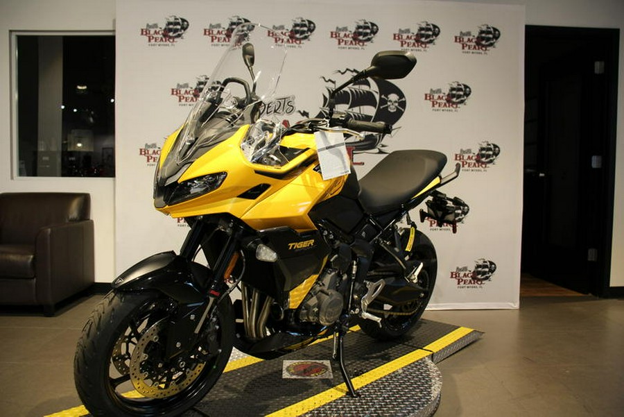 2026 Triumph TS800 COSMIC YELLOW