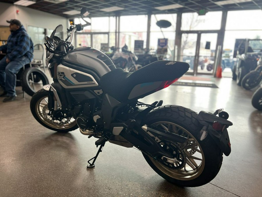 2022 CFMOTO 700CL-X