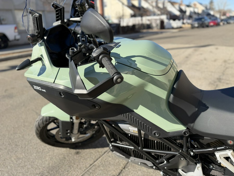2023 Zero Motorcycles DSR/X