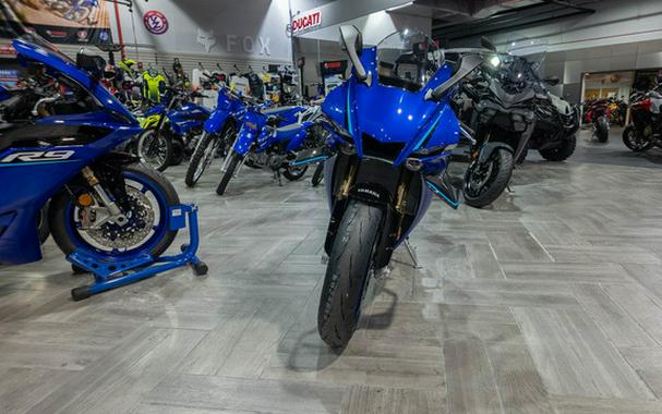 2026 Yamaha YZF R1