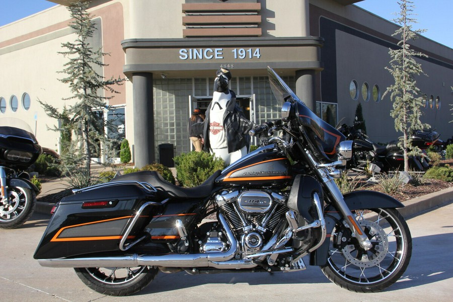 2022 Harley-Davidson Street Glide Special