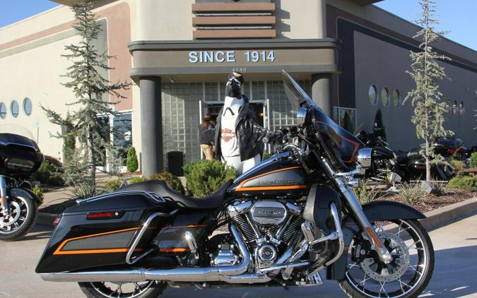 2022 Harley-Davidson Street Glide Special