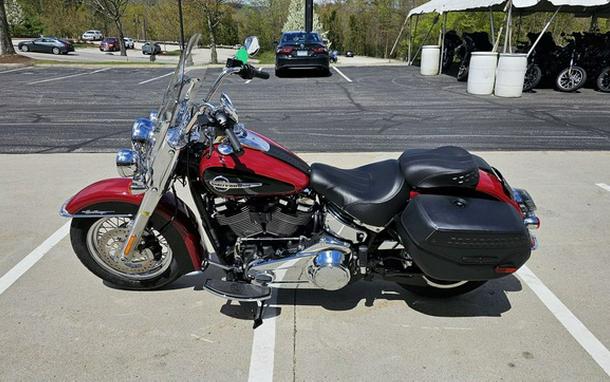 2020 Harley-Davidson Softail FLHC - Heritage Classic