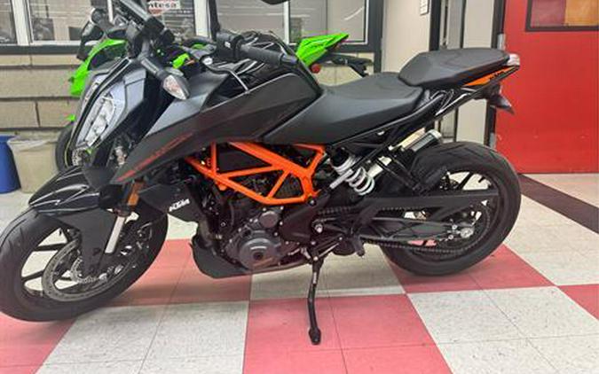 2023 KTM 390 Duke