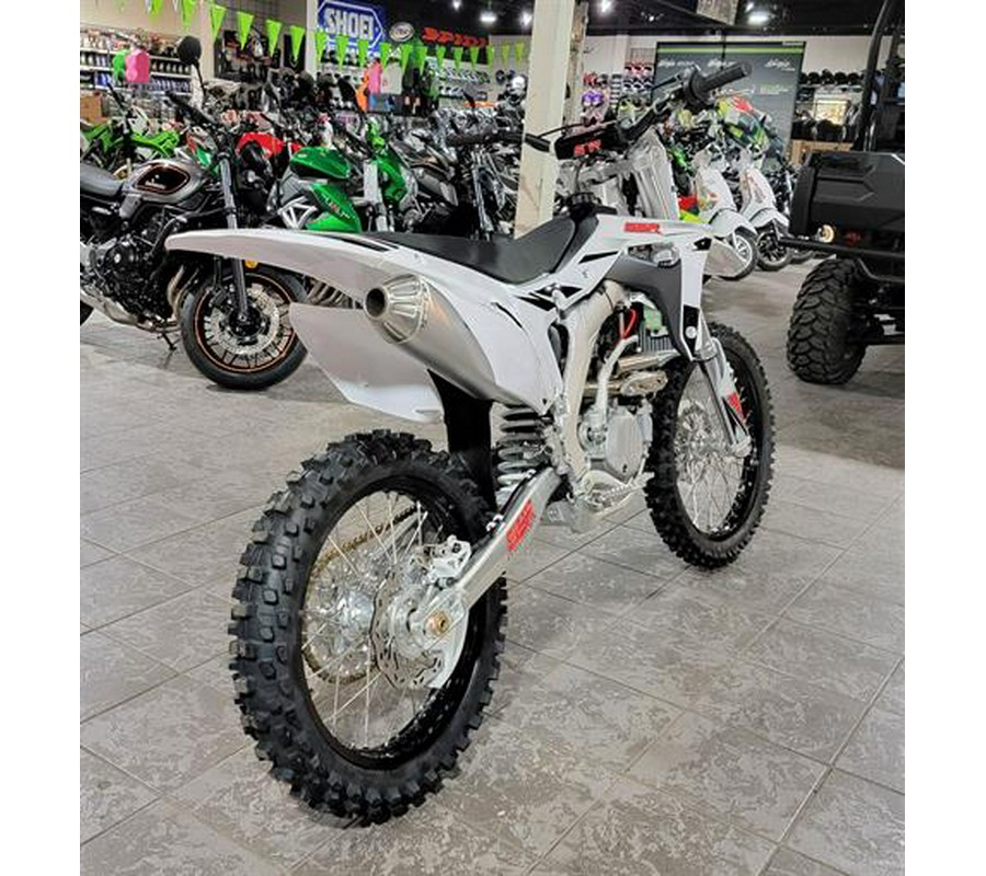 2022 SSR Motorsports SR300S