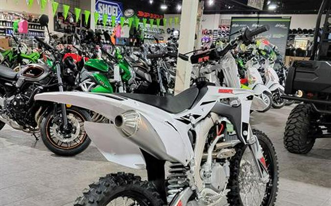 2022 SSR Motorsports SR300S