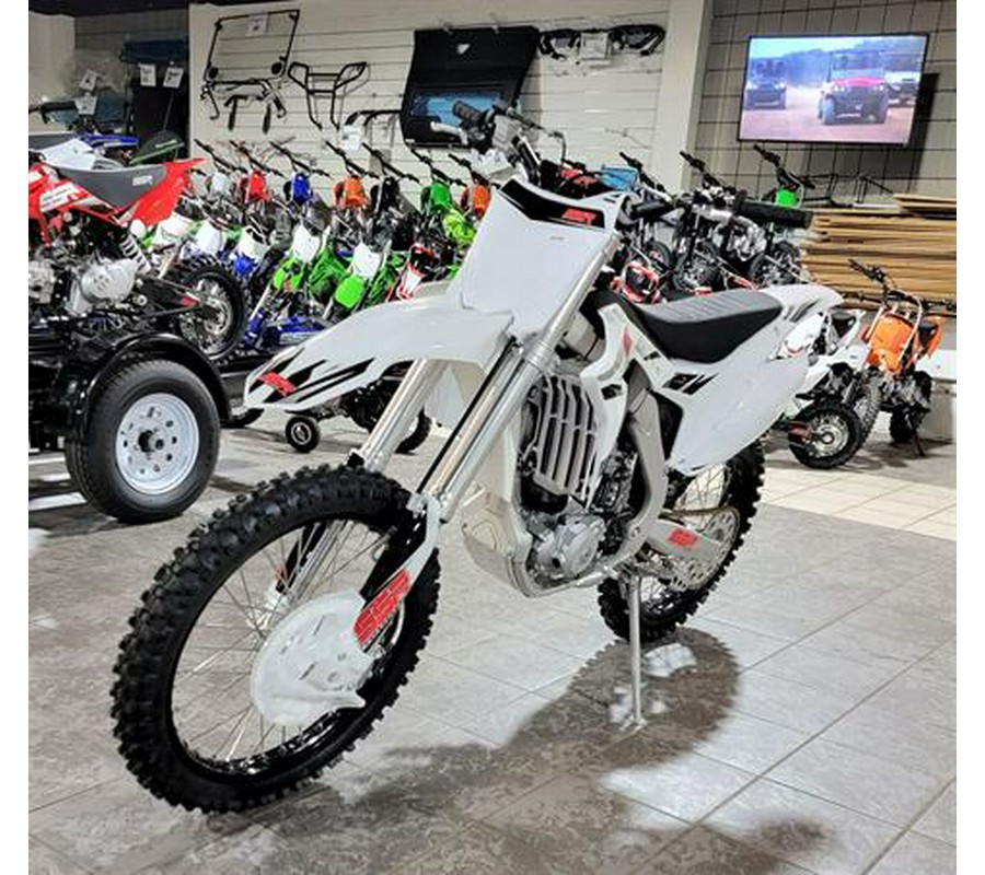 2022 SSR Motorsports SR300S