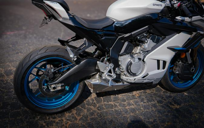 2025 CFMOTO 675SS