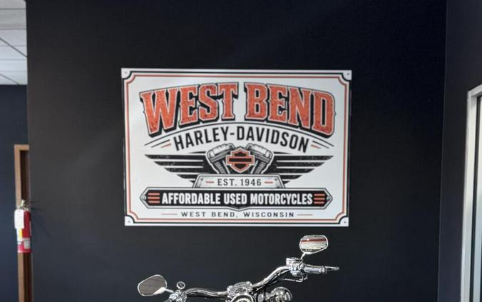 2005 Harley-Davidson Softail Deluxe Maroon