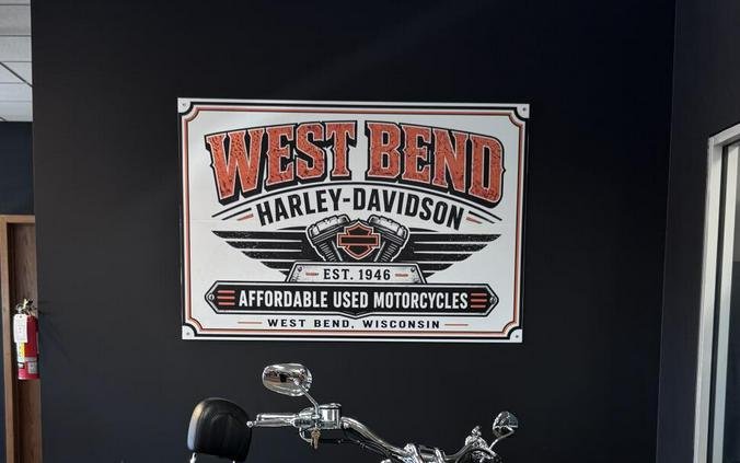 2005 Harley-Davidson Softail Deluxe Maroon