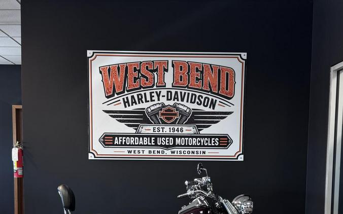 2005 Harley-Davidson Softail Deluxe Maroon