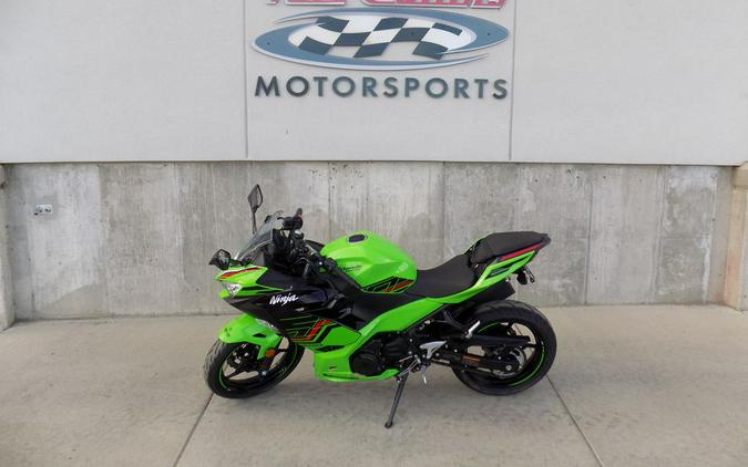 2023 Kawasaki Ninja® 400 KRT Edition