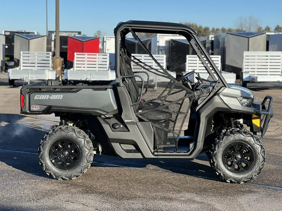 2024 Can-Am® Defender XT HD7