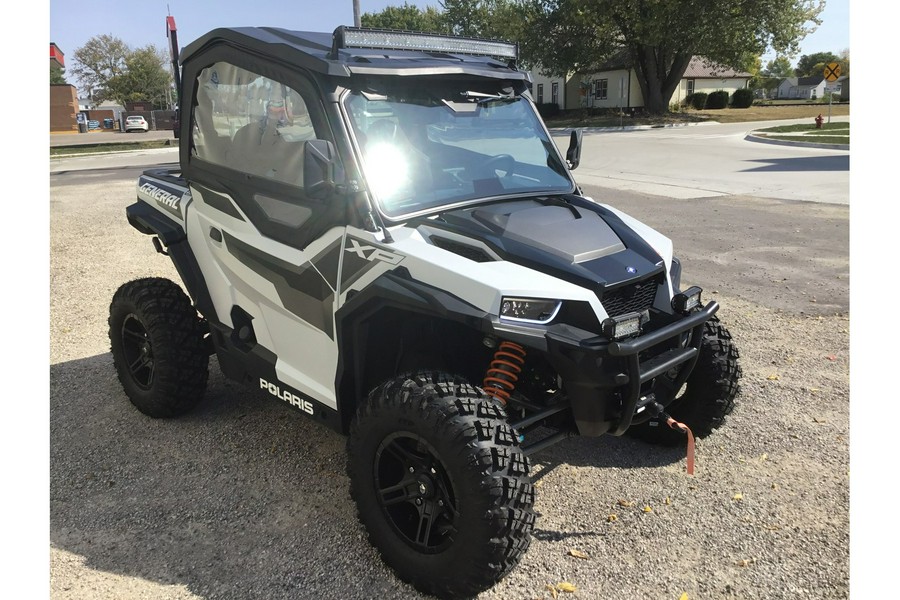 2022 Polaris Industries GENERAL XP 1000 Deluxe RIDE COMMAND Ghost White