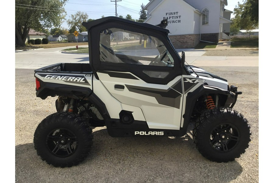 2022 Polaris Industries GENERAL XP 1000 Deluxe RIDE COMMAND Ghost White